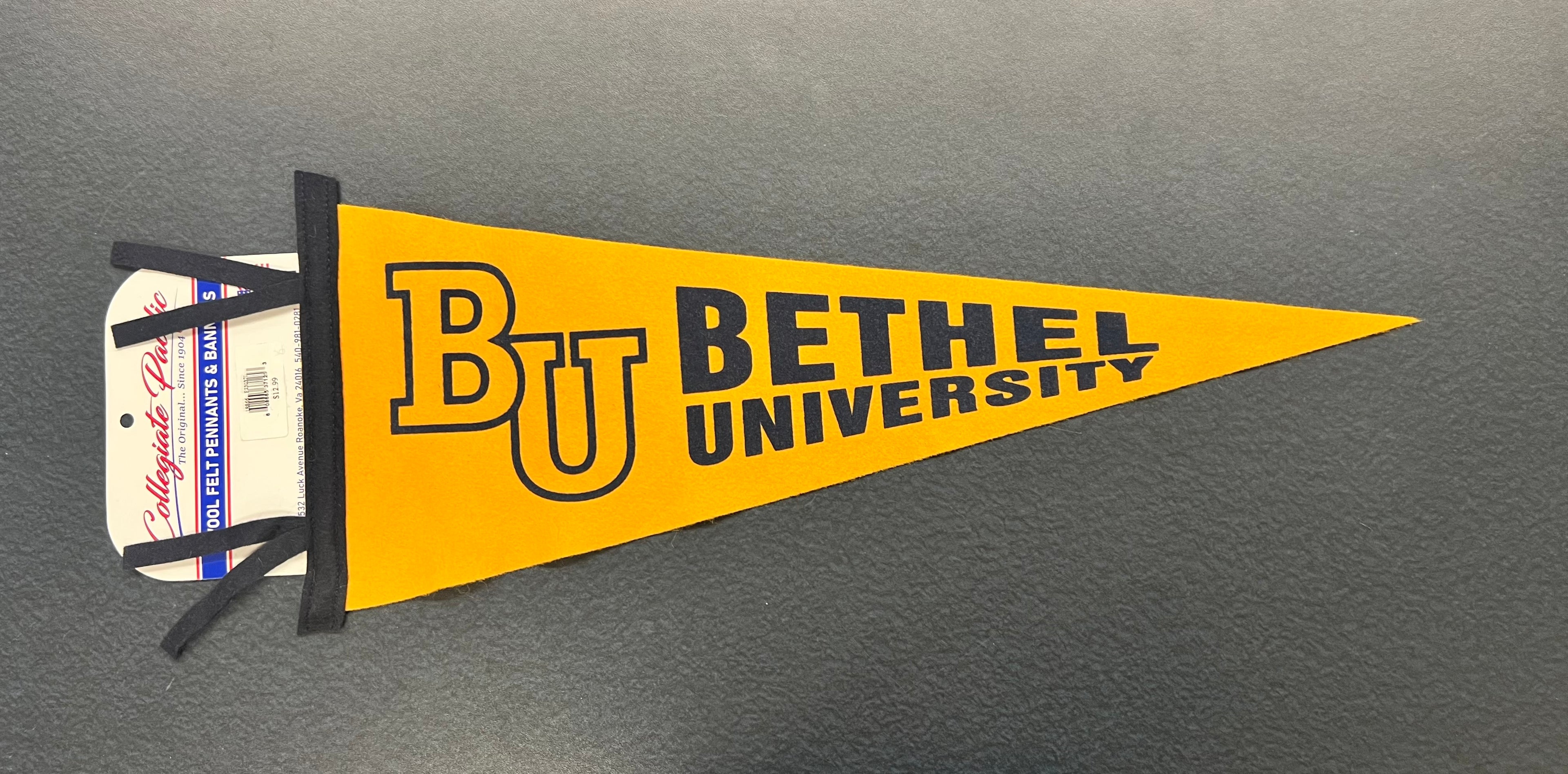 PENNANT GLD W NVY 9X24