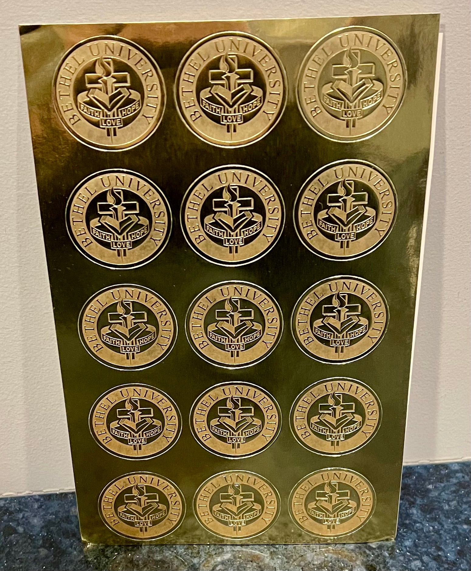 GRADUATION ANNOUNCEMENTS (15/pk w/ envelopes, seal stickers, and enclosure card)